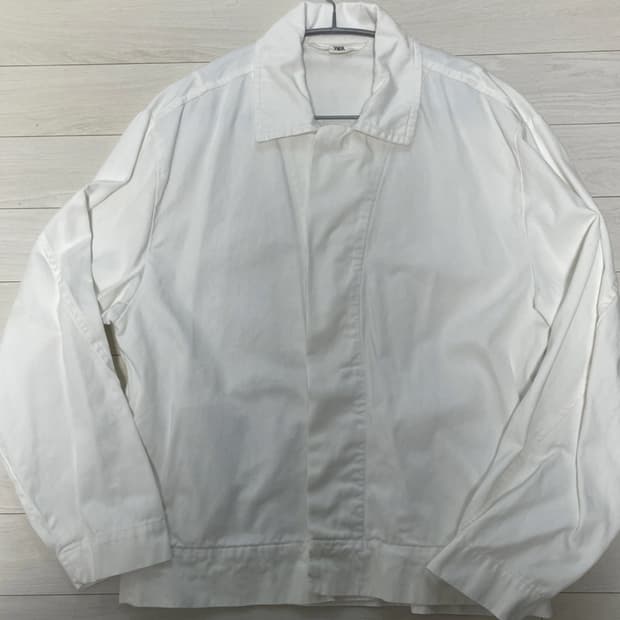 자라 화이트 자켓
