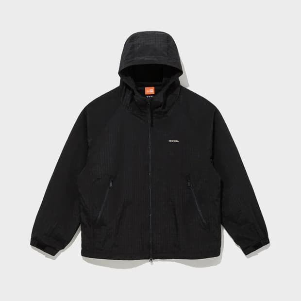 뉴에라 블랙후드 바람막이