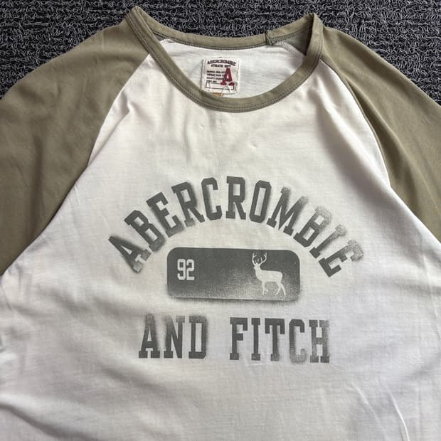 아베크롬비 앤 피치 Y2K 빈티지 그래픽 반팔 3586