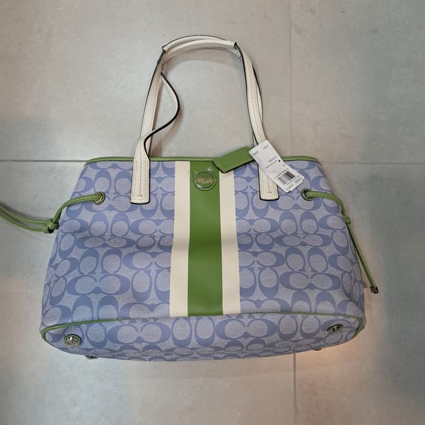 코치 시그니처 연보라 라임 토트백( 새상품)