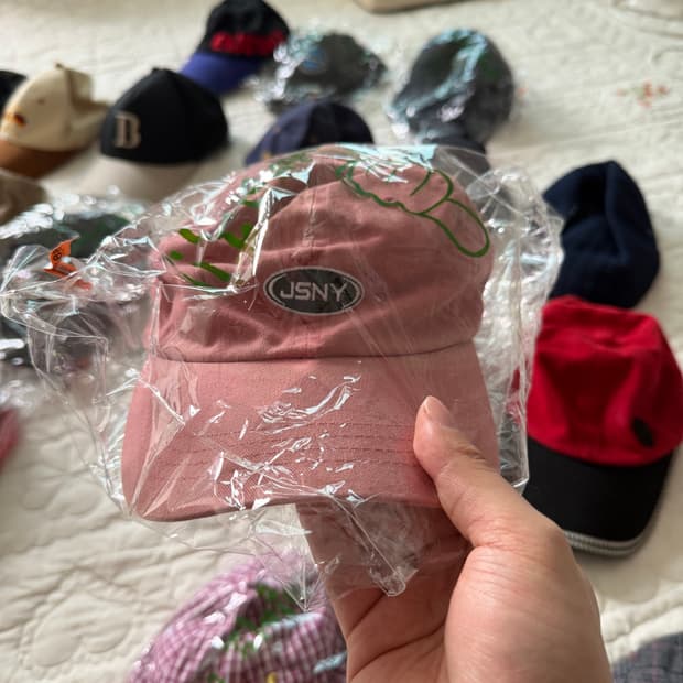 3번) 해외바잉 or 국내매장구매 모자들 볼캡, 헌팅캡, 이어플랩캡 등