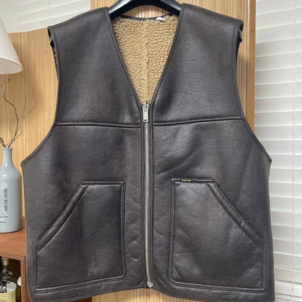[Supreme] Reversible Faux Shearling Vest