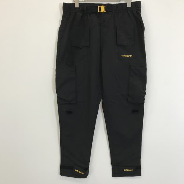 아디다스 테크 카고팬츠 [XL]