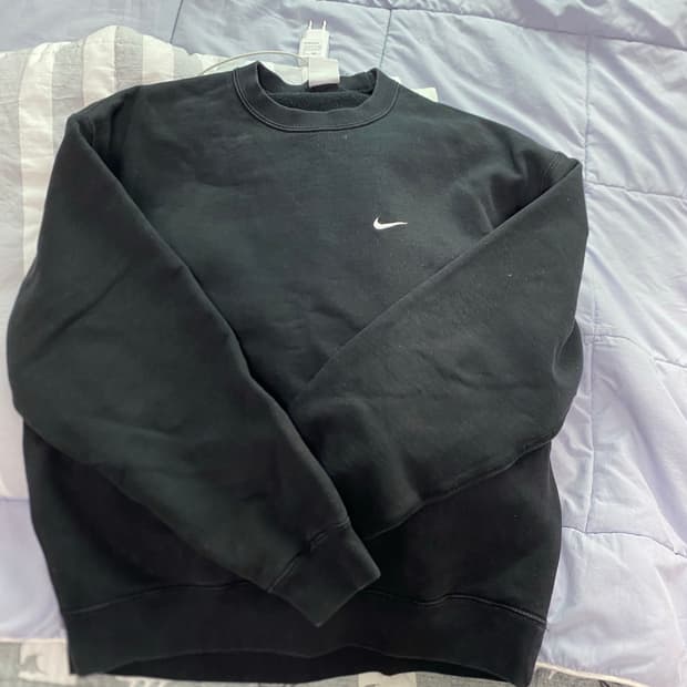 나이키 nrg솔로스우시 맨투맨