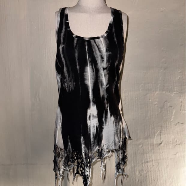 No.id tie-dye sleeveless 