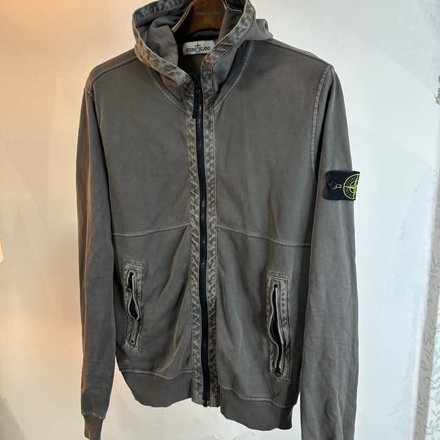 스톤아일랜드 후드집업 L(95-100) 정품