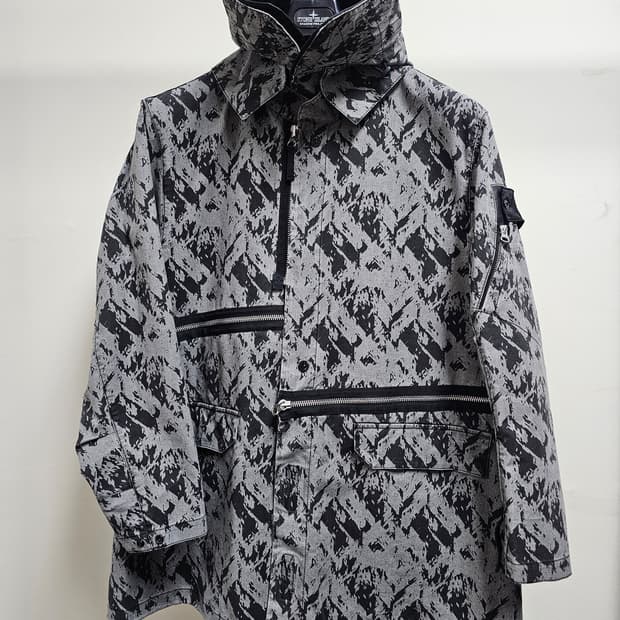 스톤아일랜드 쉐도우프로젝트 DISCHARGE COTTON 2.5L 자켓