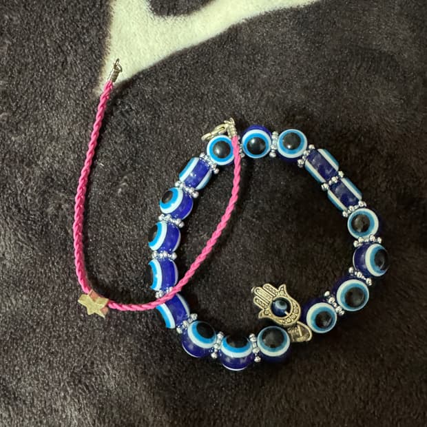 이블아이 팔찌 + 핑크색 줄 (새거)