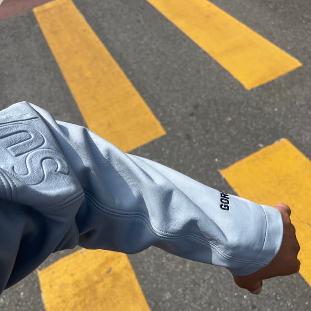 22ss 슈프림 고어텍스 레더자켓 라이트블루