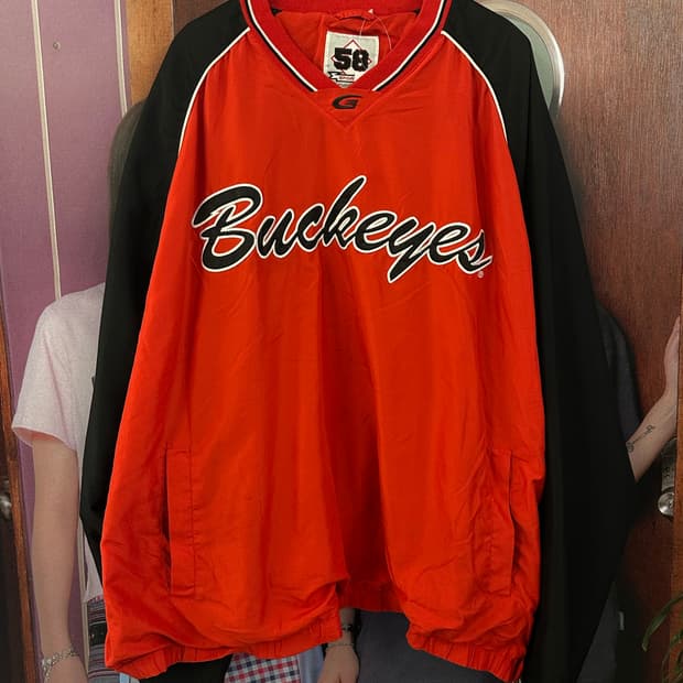 VINTAGE 빈티지 레드 웜업🔥