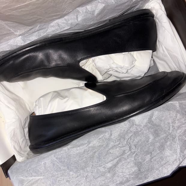 [42] 더 로우 카날 로퍼 블랙