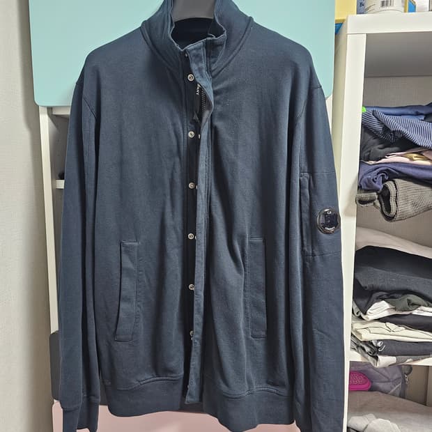 씨피 CP컴퍼니 블랙 집업 자켓 XL 팔아요 정품