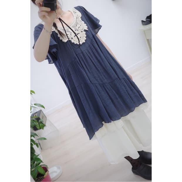 Magic Sound navy lace dress