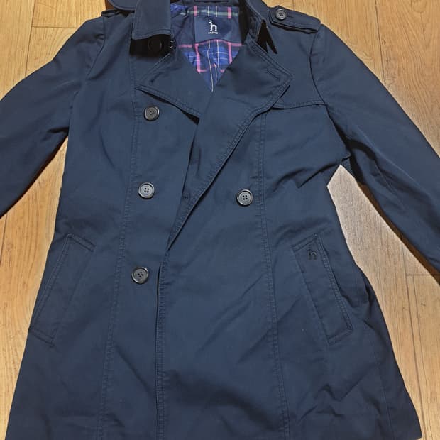 1229 헤지스 코트 85 사이즈입니다