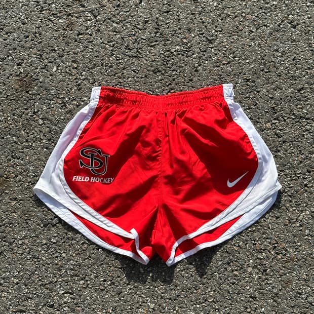 [S] 나이키 여성 레드 러닝 쇼츠 반바지