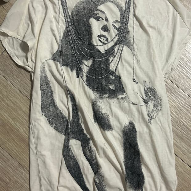 히스테릭 글래머 티셔츠