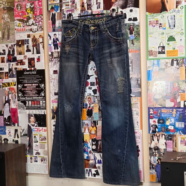 JPN 로우라이즈 데미지 부츠컷 데님 팬츠