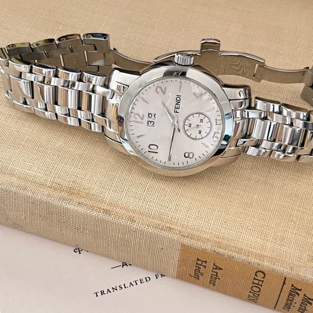 FENDI 펜디 데이트 스몰세컨드 스틸 남성 시계