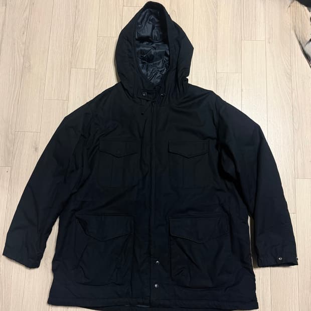 유니클로 x 엔지니어드가먼츠 퍼프테크 유틸리티 자켓 블랙 XL