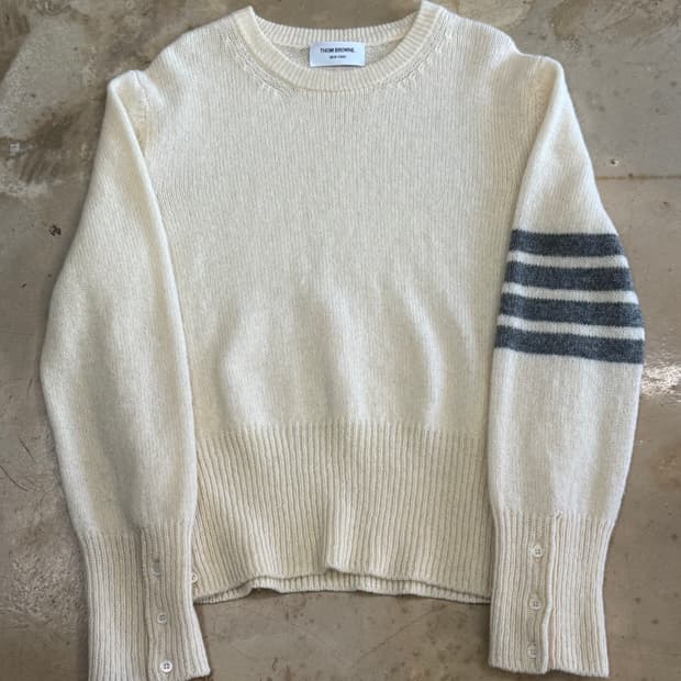 🫶🏻 톰브라운 그레이 완장 아이보리 울 니트 🫶🏻