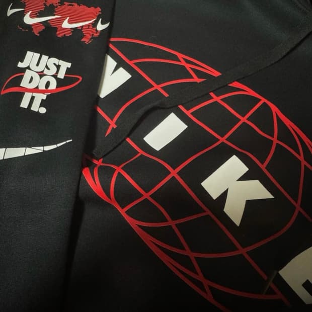 나이키 아카데미 후드티 새상품 M