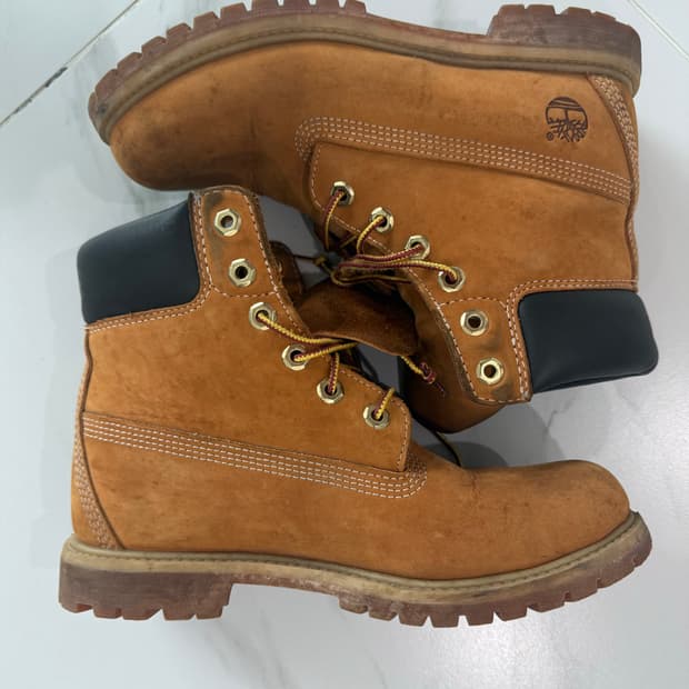 팀버랜드 6인치 8.5 사이즈