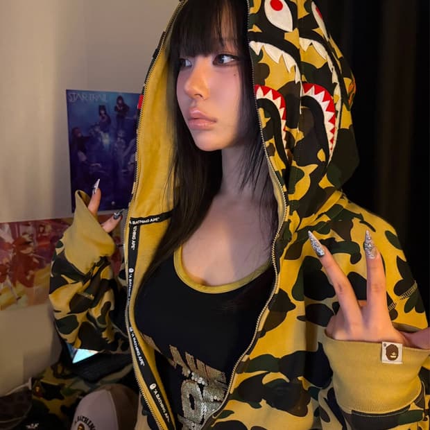 [BAPE] 베이프 퍼스트 카모 샤크 풀 집 더블 후드 황계