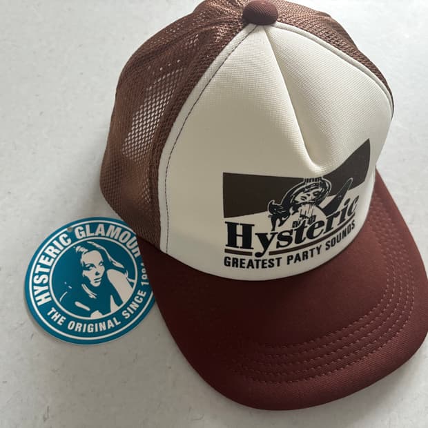 히스테릭글래머 기타 걸 메쉬 캡 브라운 모자