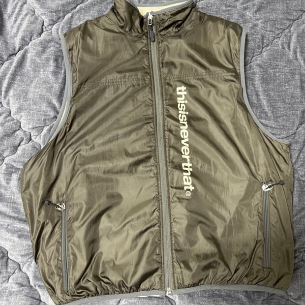 디스이즈네버댓 리버시블 조끼