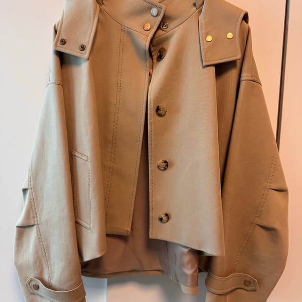 엘보른 elborn 숏 트렌치 (36사이즈)