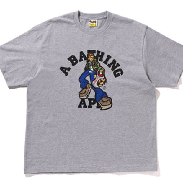 [큰XL] 베이프 그래피티 캐릭터 컬리지 릴렉스드핏 반팔티