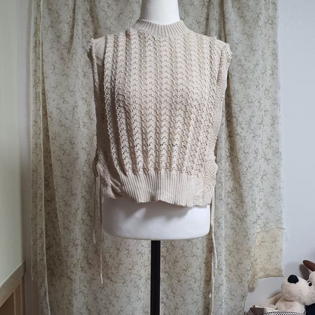 [일본빈티지] 아이보리 니트 조끼 모리걸