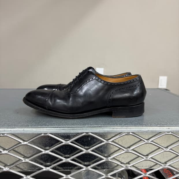 존롭 윙팁 더비 블랙 7.5