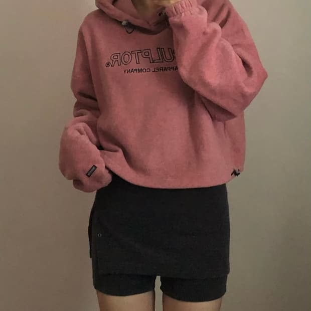 스컬프터 플리스 크롭 후드티