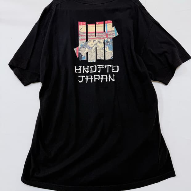 undefeated 제팬 반팔티셔츠 XL