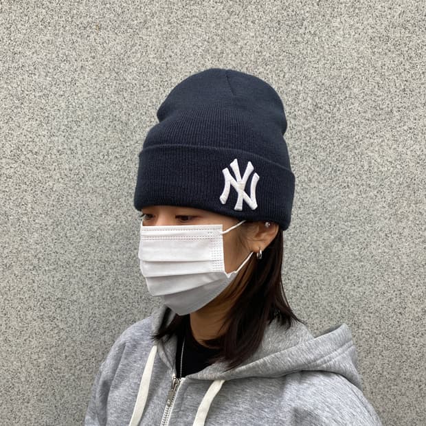 뉴에라(New Era) NY 양키스 커프 비니