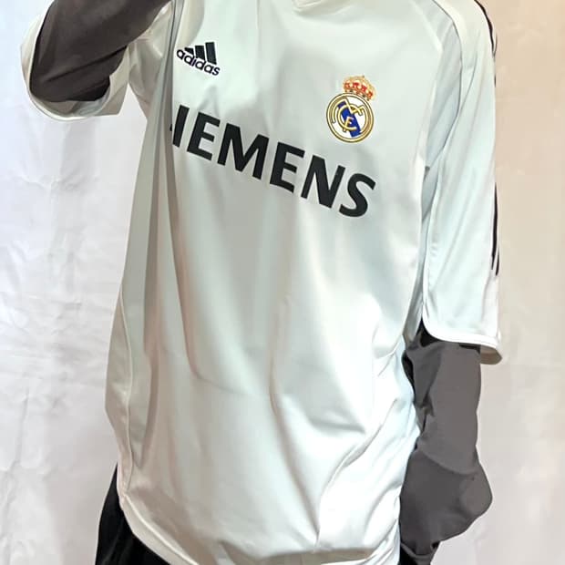 아디다스 레알 마드리드 05-06 시즌 유니폼 5. 지단