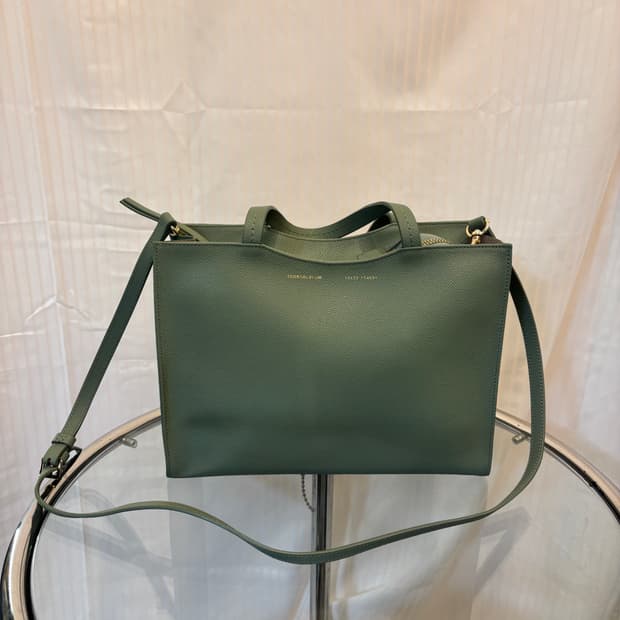 정품 essential by um 가죽 투웨이백    