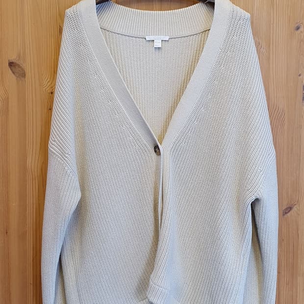 77.88.COS 박스 가디건