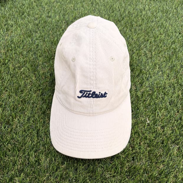 타이틀리스트 아이보리 코듀로이 캡