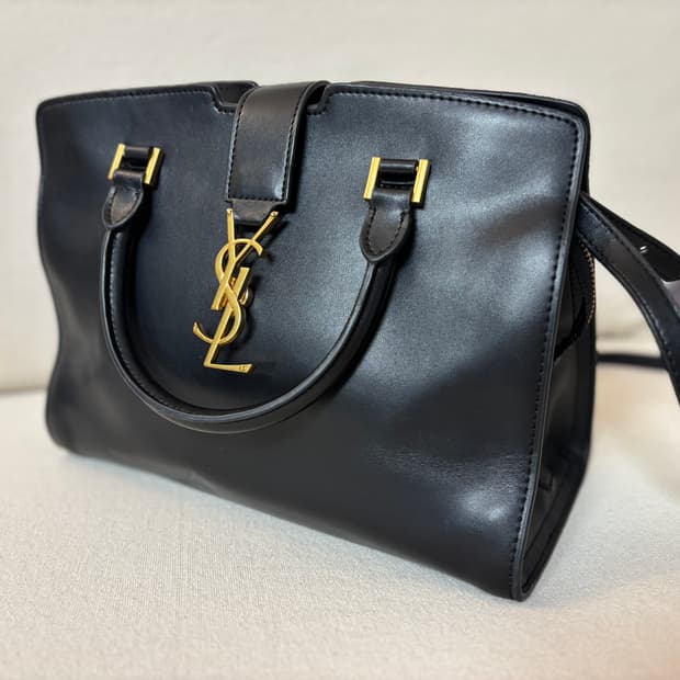 생로랑 블랙 레더 가방