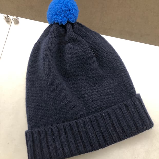 갭 니트 방울 비니