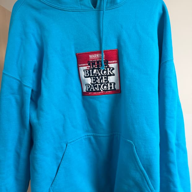 The black eye patch 후드