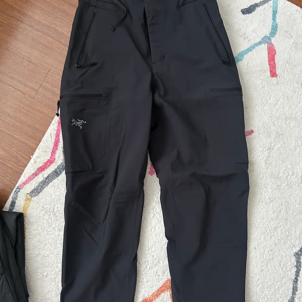 아크테릭스 감마 헤비웨이트 팬츠 여성