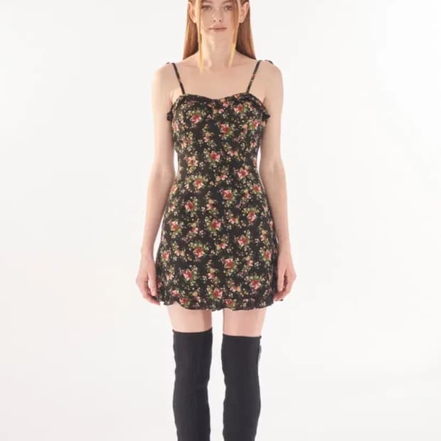 오드원아웃 플라워 원피스_블랙