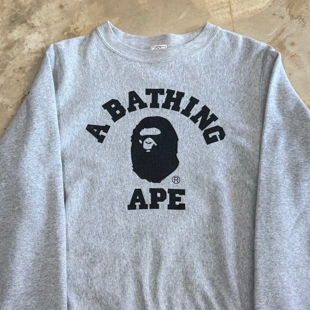 XS 베이프 빅로고 그레이 맨투맨