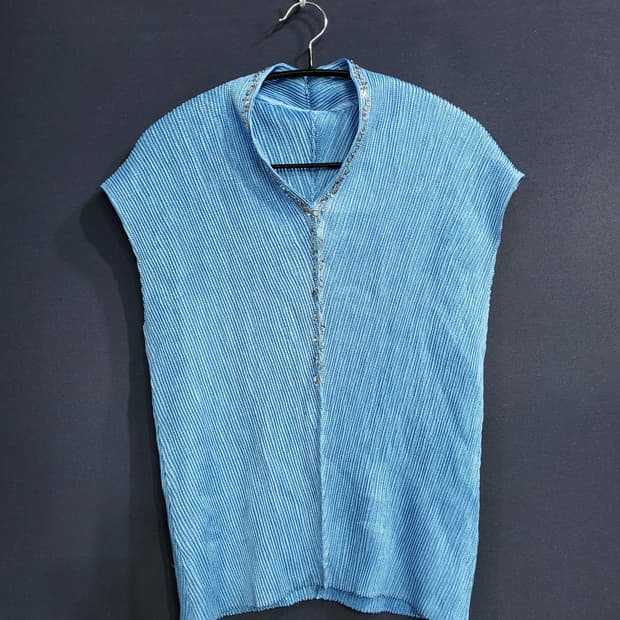 플리츠 프리 베스트 블라우스