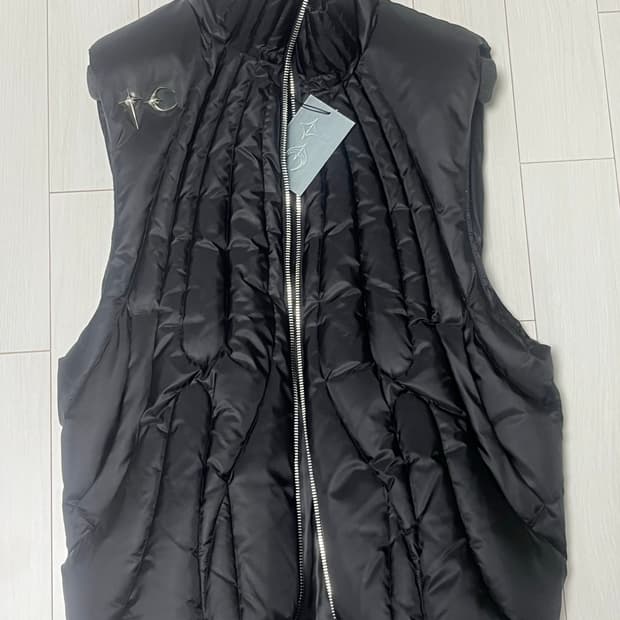 떠그클럽 케이블 패딩조끼 m