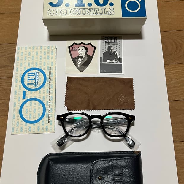 줄리어스타르트 옵티컬 금장 리벳 44-24