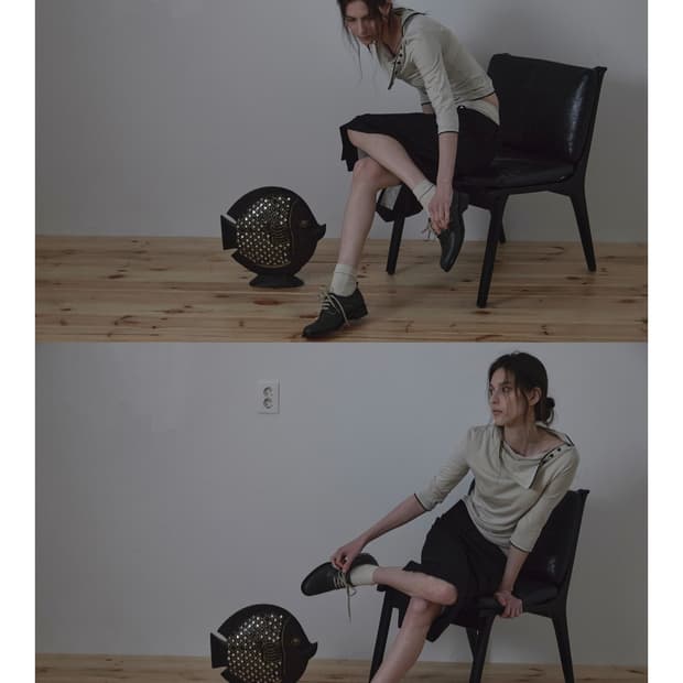 [새상품] 잡화룸 OPEN BUTTON NECK 2.0 / 리포스